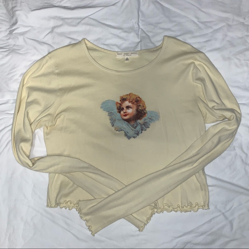 Cream Angel Face Long Sleeve